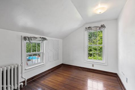 625 Kenwood Avenue Slingerlands NY 12054