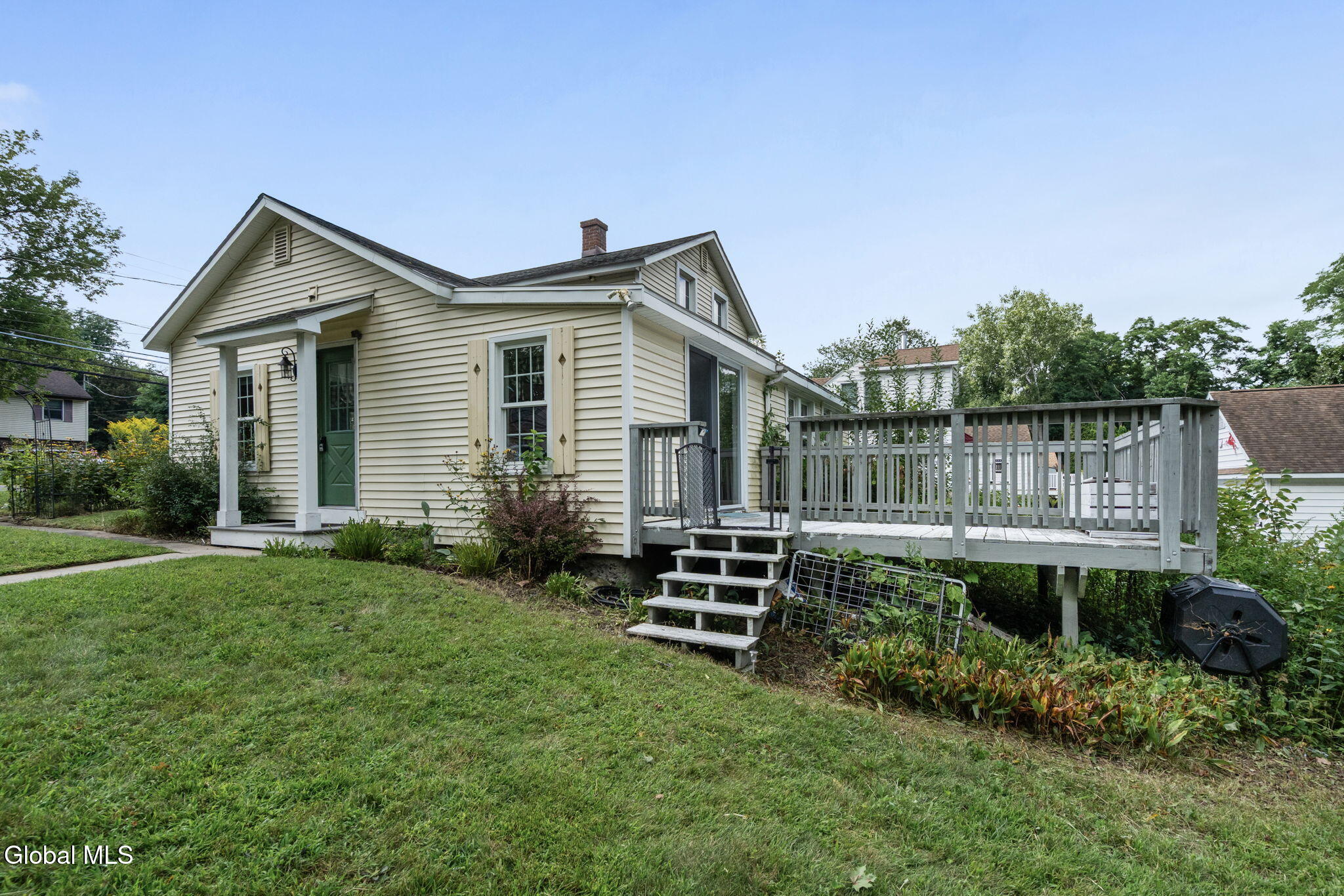 625 Kenwood Avenue Slingerlands NY 12054