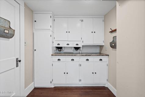 625 Kenwood Avenue Slingerlands NY 12054