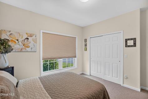 14 Julia Rose Court Glenmont NY 12077