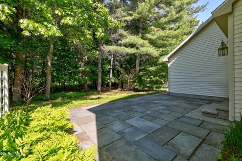 11 Thoroughbred Drive Saratoga Springs NY 12866