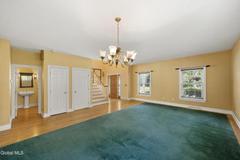 11 Thoroughbred Drive Saratoga Springs NY 12866