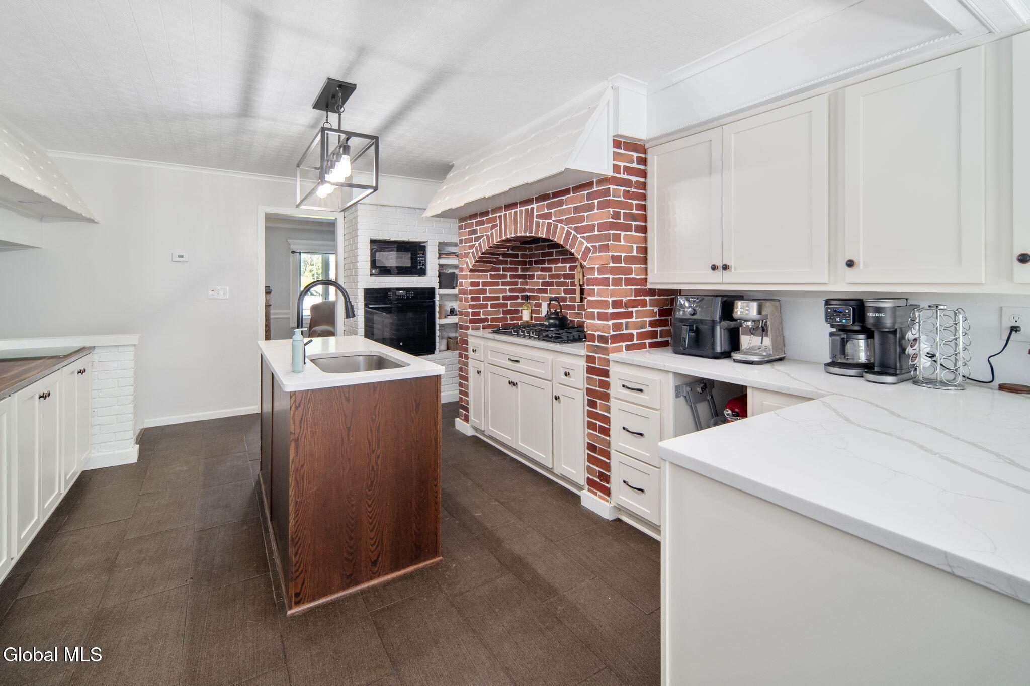 1029 Fairlane Road Schenectady NY 12306