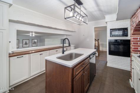 1029 Fairlane Road Schenectady NY 12306