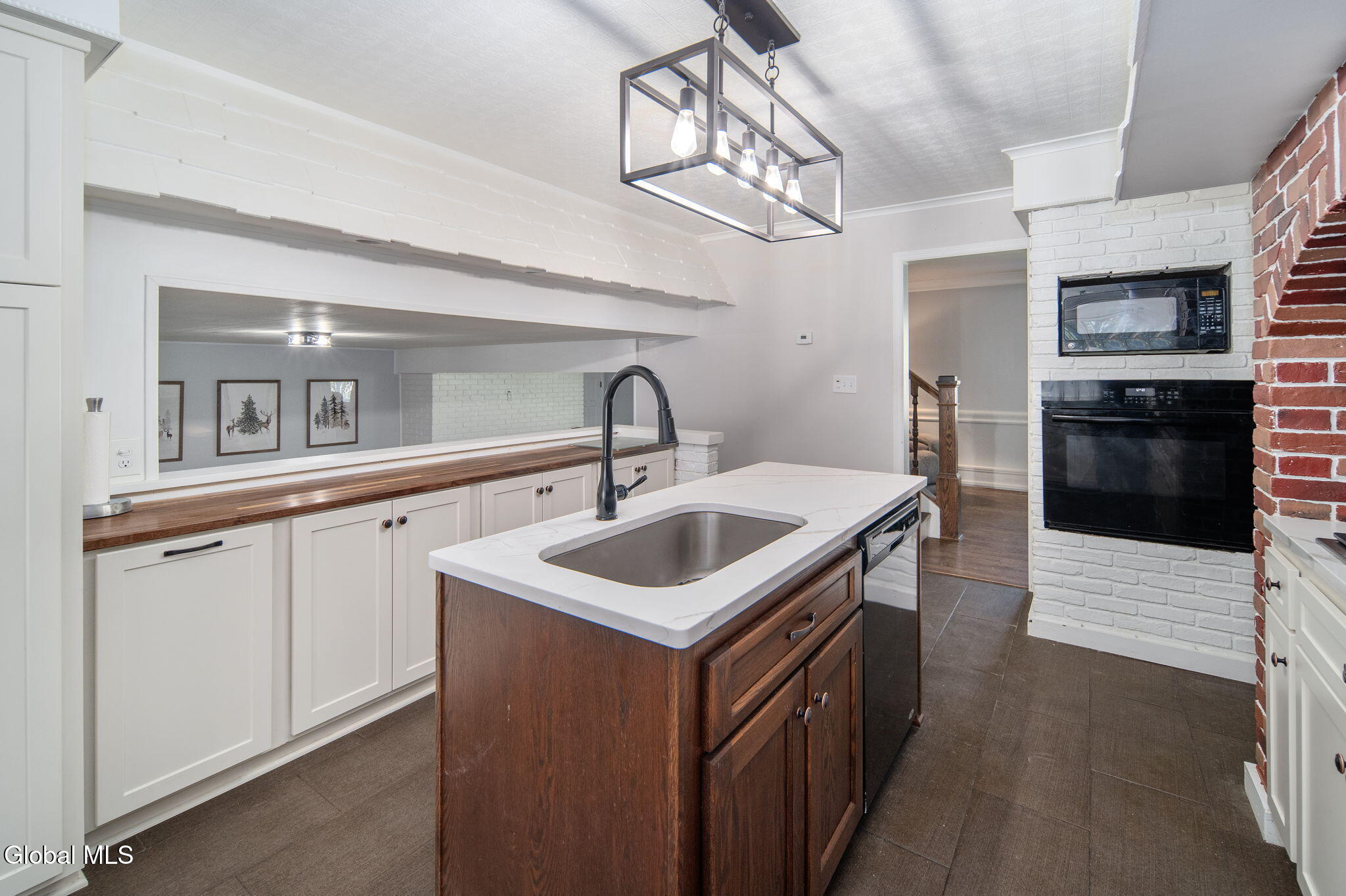 1029 Fairlane Road Schenectady NY 12306
