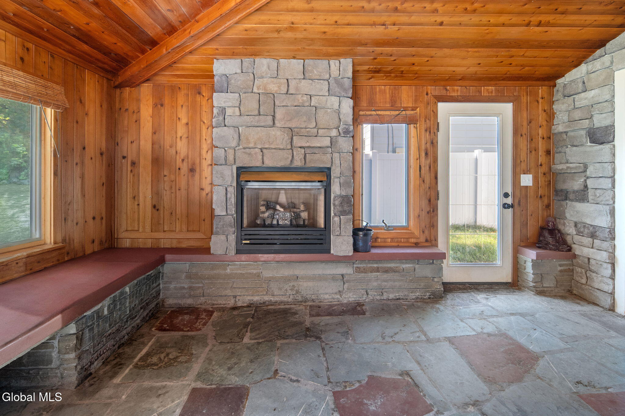 1029 Fairlane Road Schenectady NY 12306