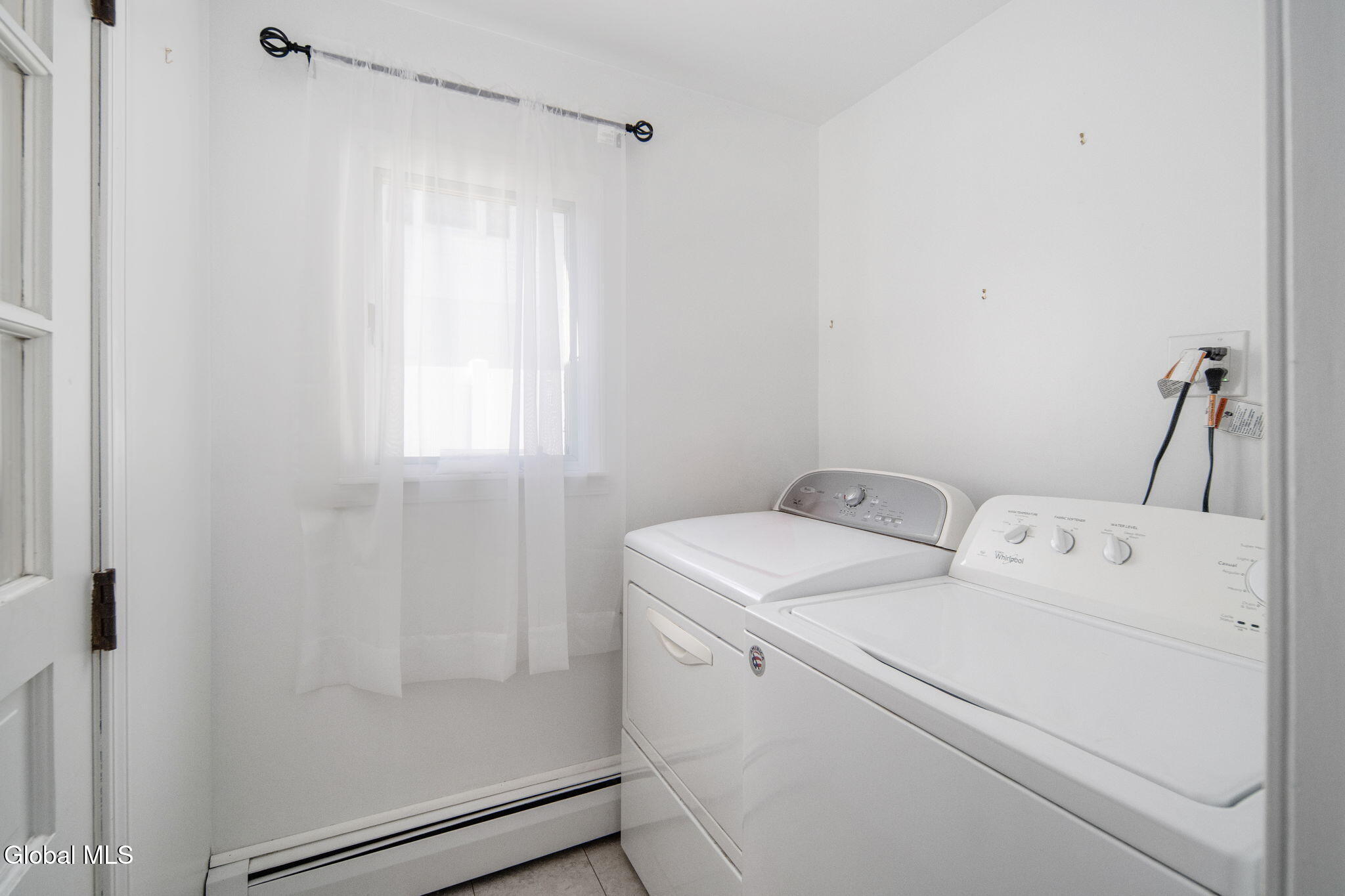1029 Fairlane Road Schenectady NY 12306