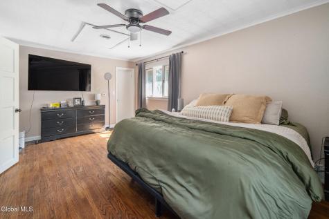 1029 Fairlane Road Schenectady NY 12306