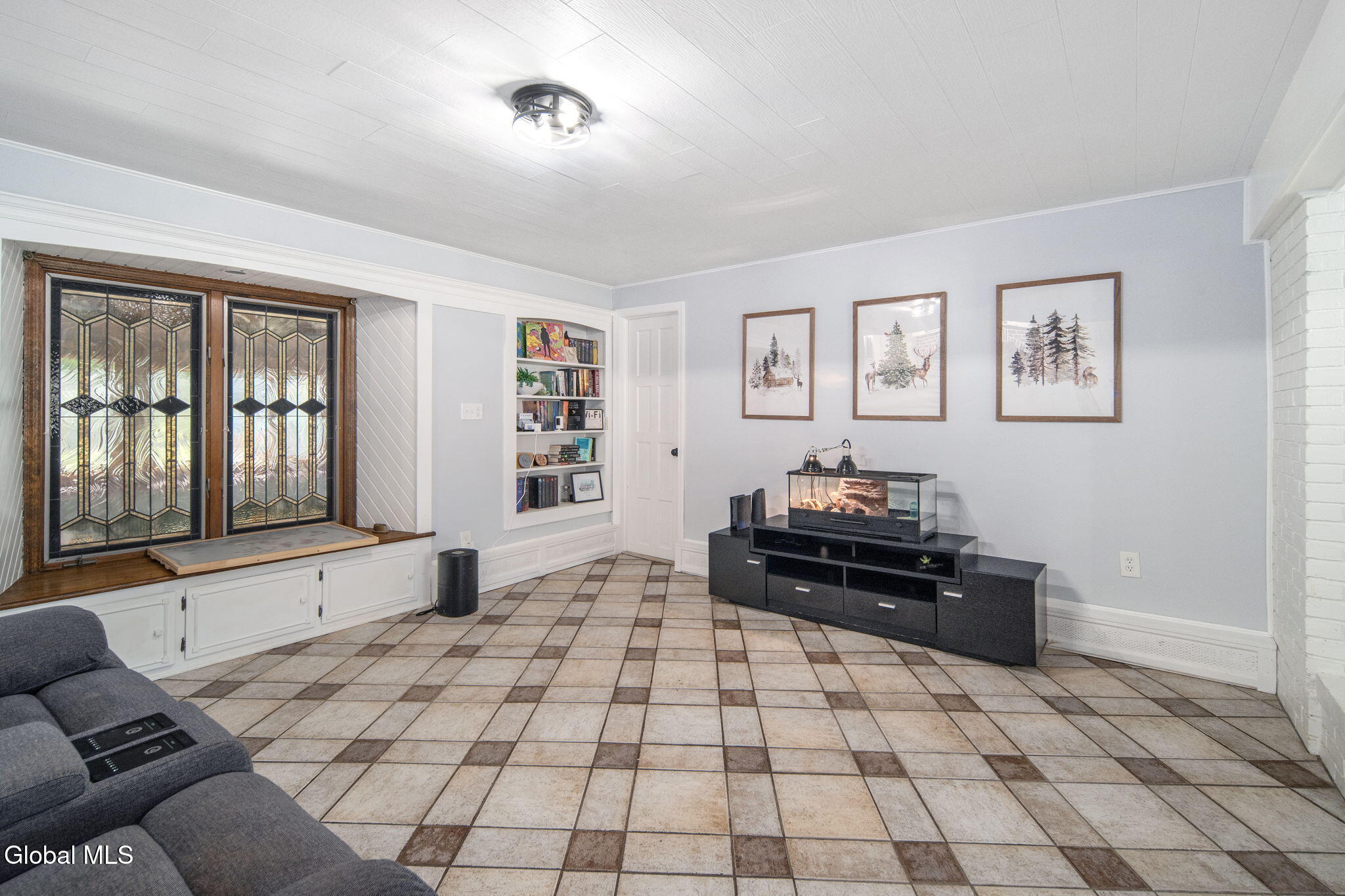1029 Fairlane Road Schenectady NY 12306