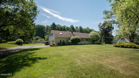 559 Bloomingrove Drive Rensselaer NY 12144