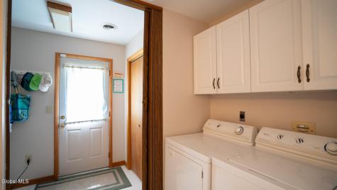 559 Bloomingrove Drive Rensselaer NY 12144