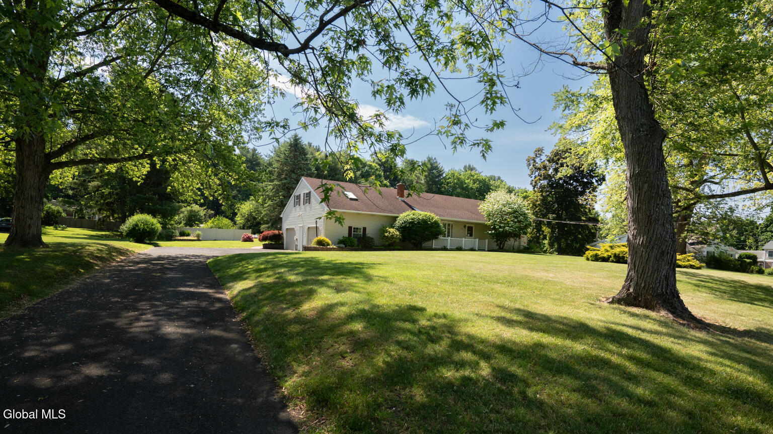 559 Bloomingrove Drive Rensselaer NY 12144