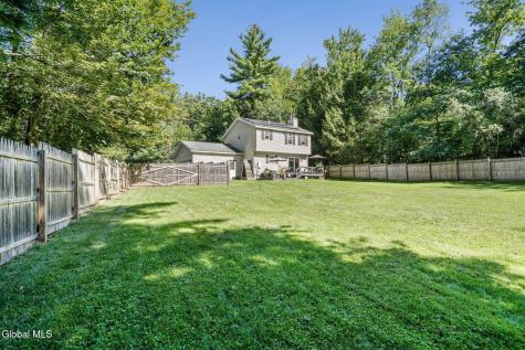 109 James Road Galway NY 12074