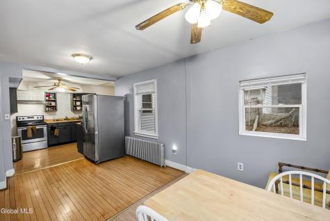 16 Lake Road Albany NY 12205