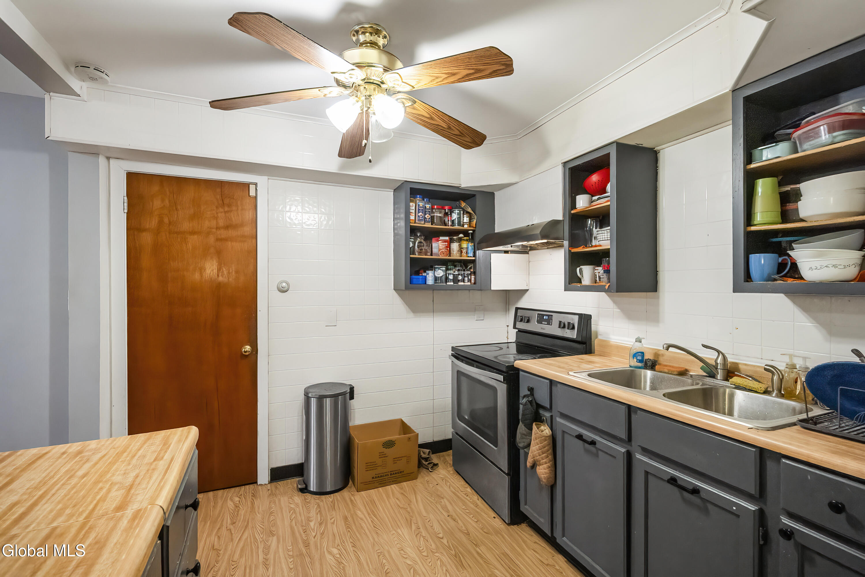 16 Lake Road Albany NY 12205