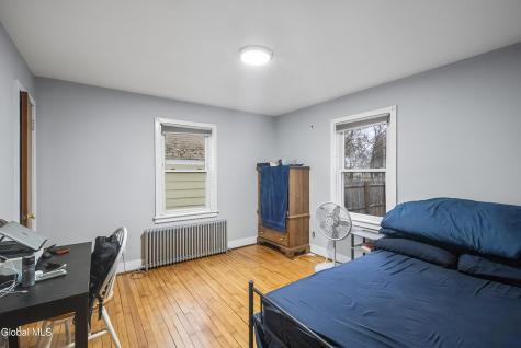 16 Lake Road Albany NY 12205