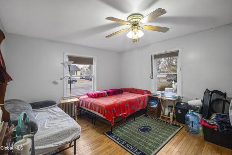16 Lake Road Albany NY 12205