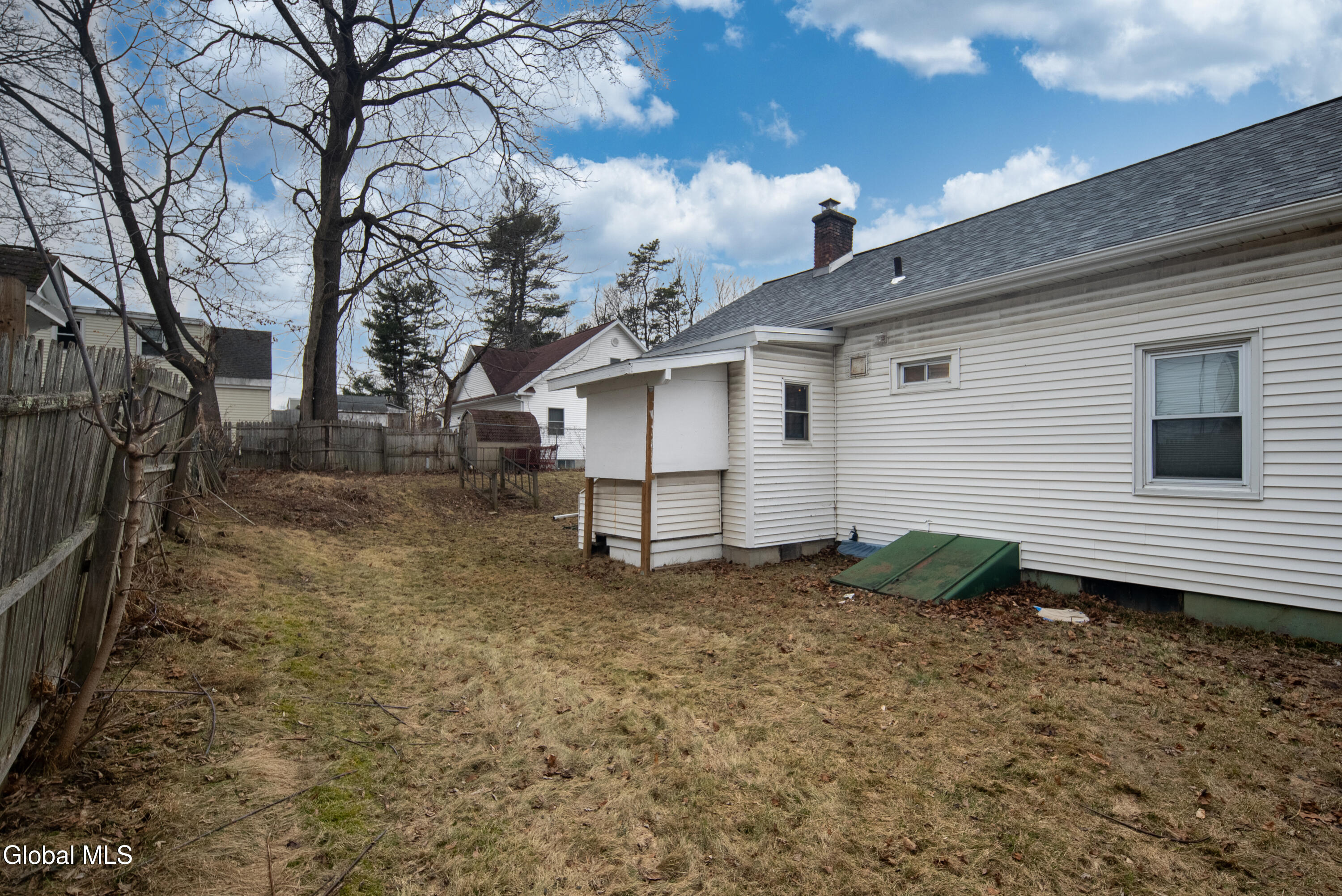 16 Lake Road Albany NY 12205