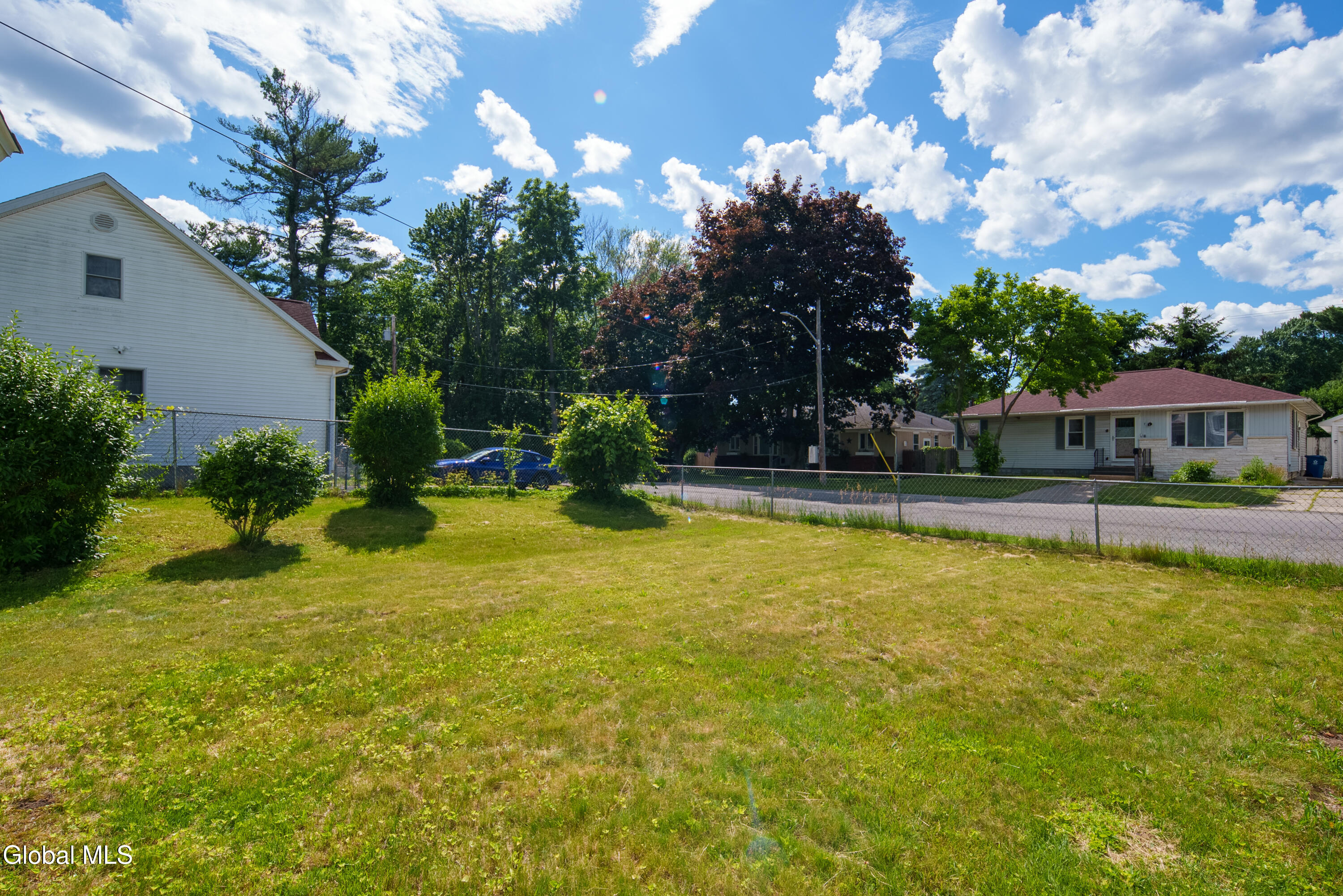16 Lake Road Albany NY 12205