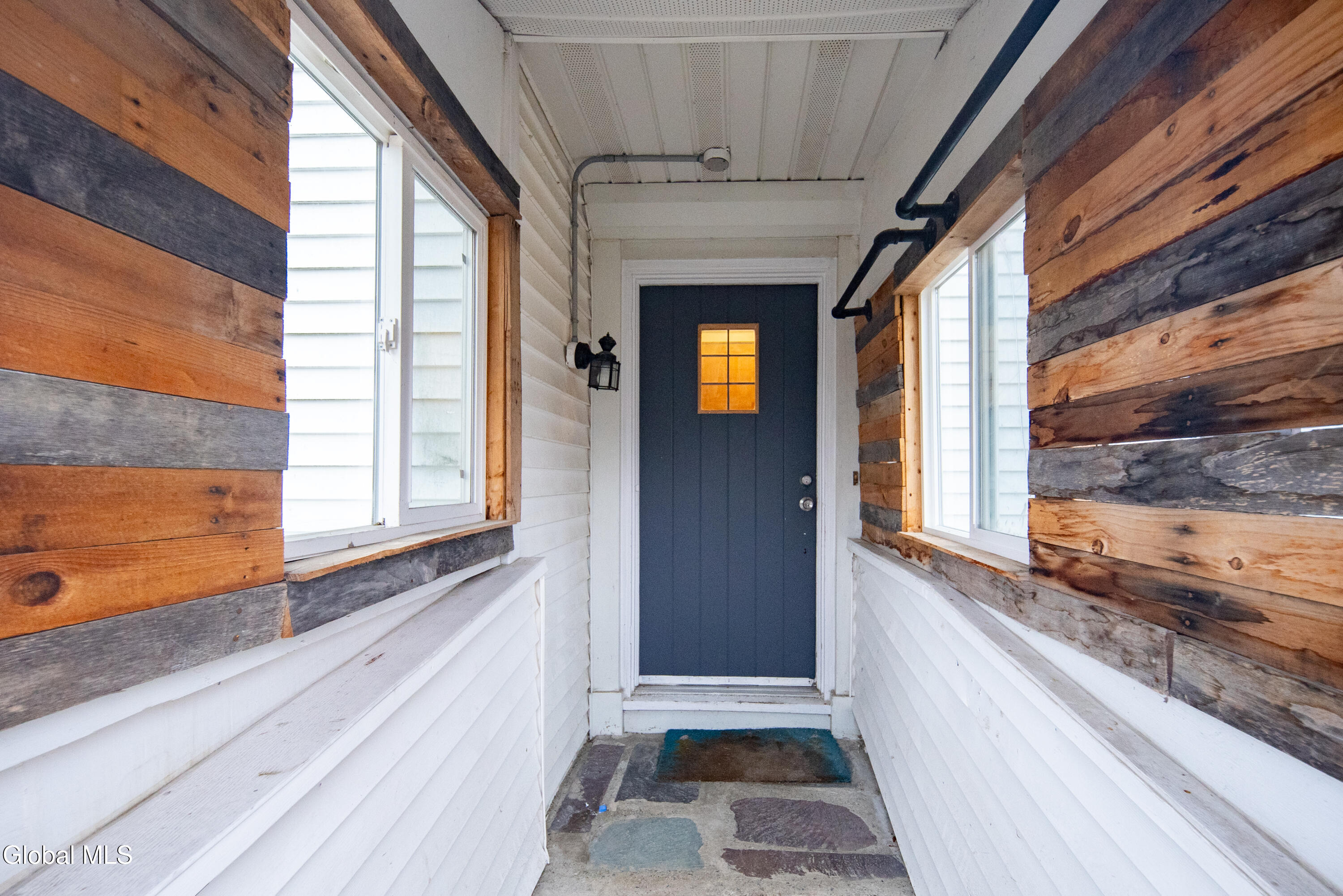 16 Lake Road Albany NY 12205