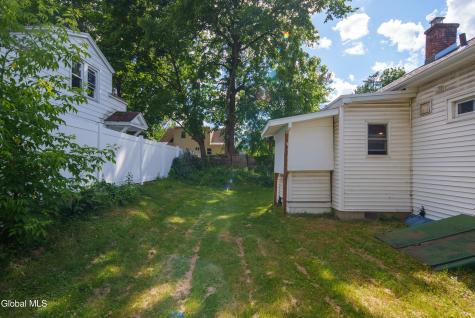 16 Lake Road Albany NY 12205