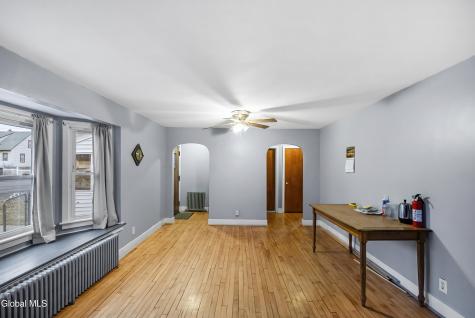 16 Lake Road Albany NY 12205