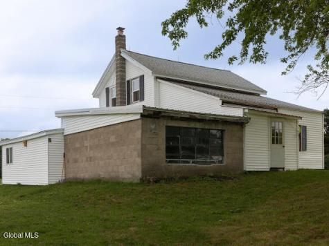 1019 Brand Road Sprakers NY 12166