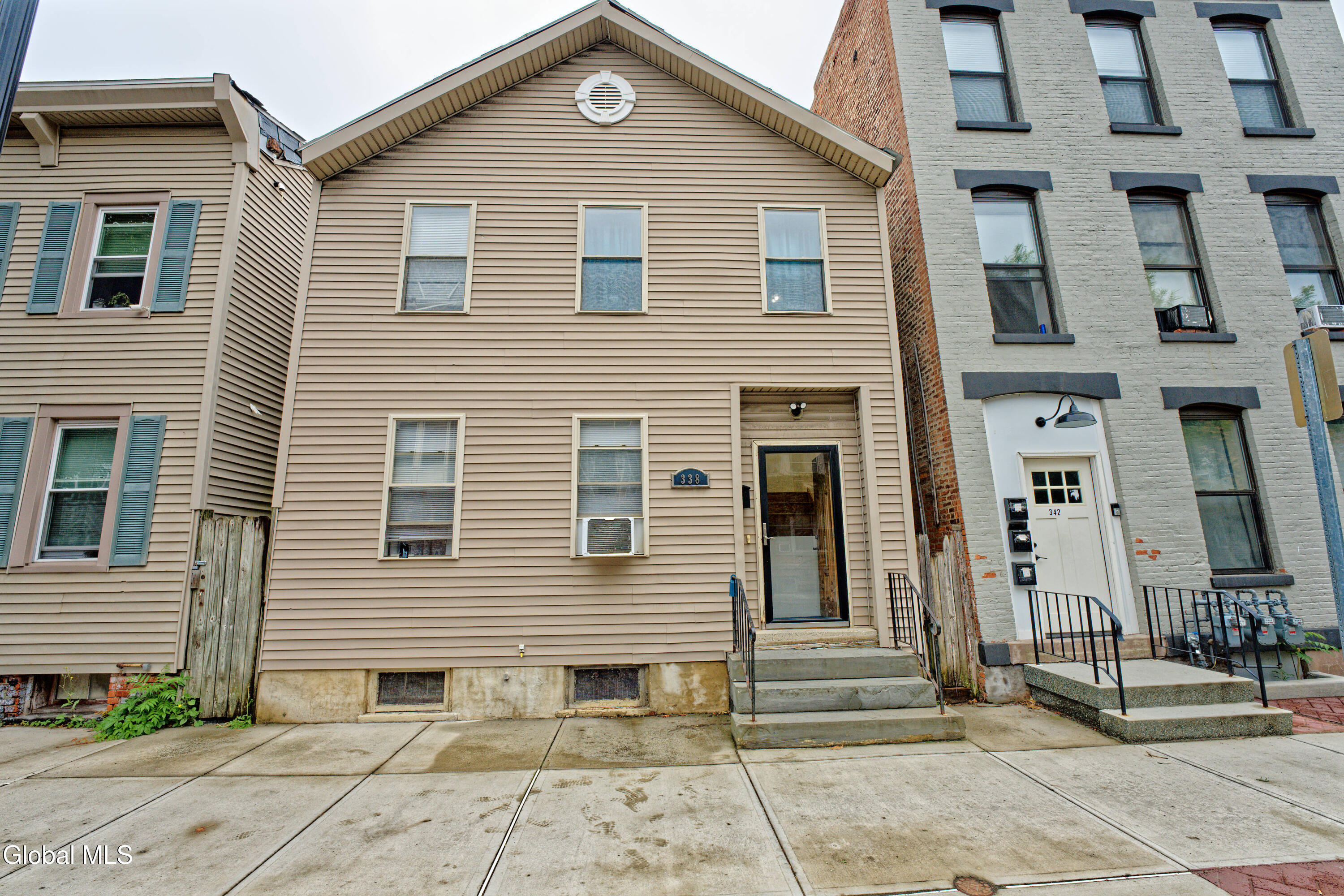338 4th Street Troy NY 12180