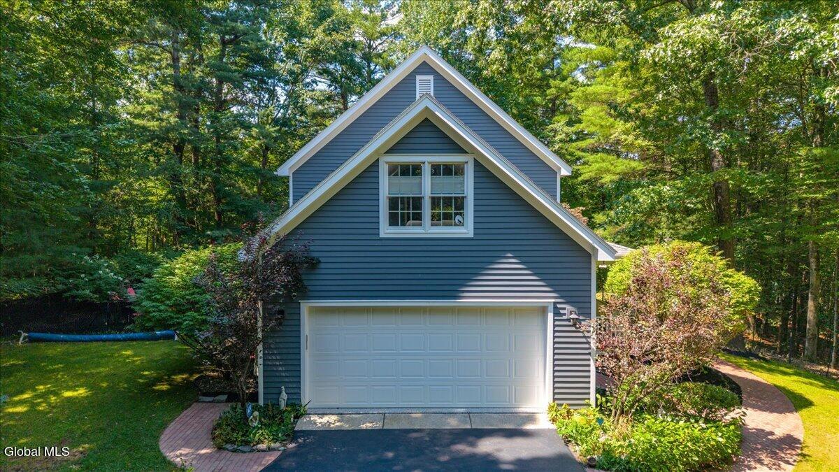 16 Pond Hollow Road Averill Park NY 12018