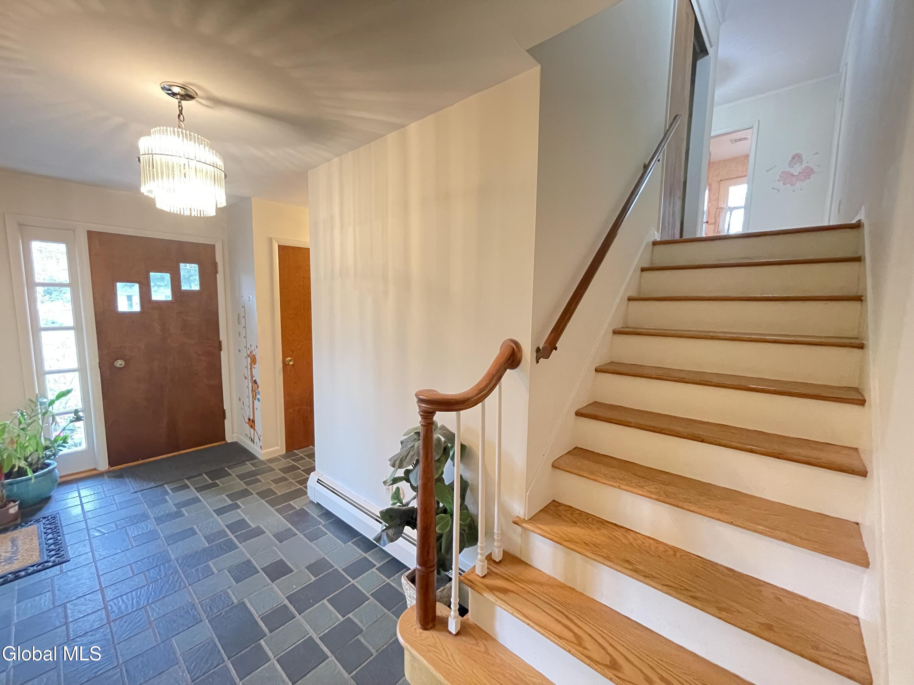 137 Kenwood Avenue Delmar NY 12054