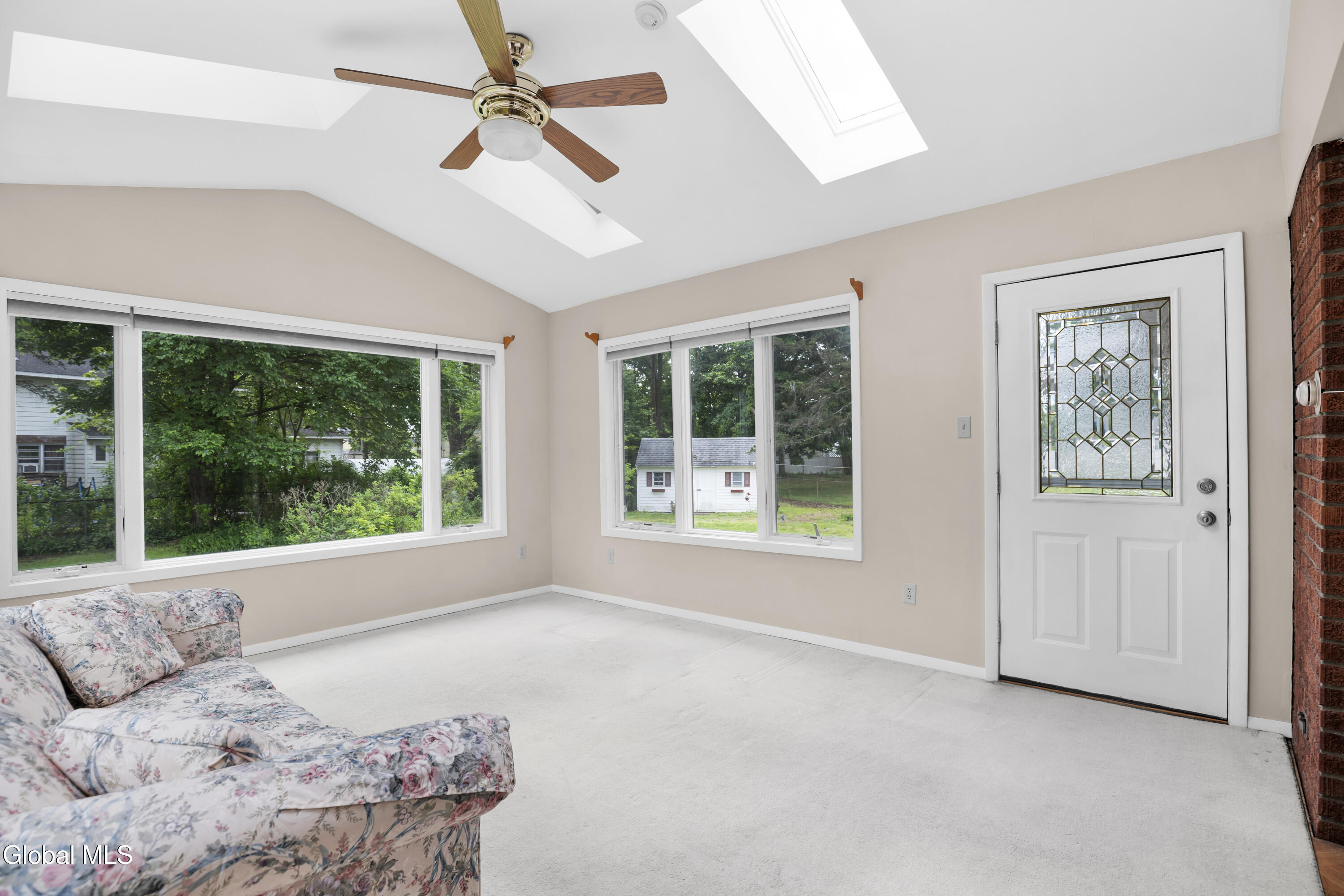 6 Deerwood Drive Colonie NY 12205