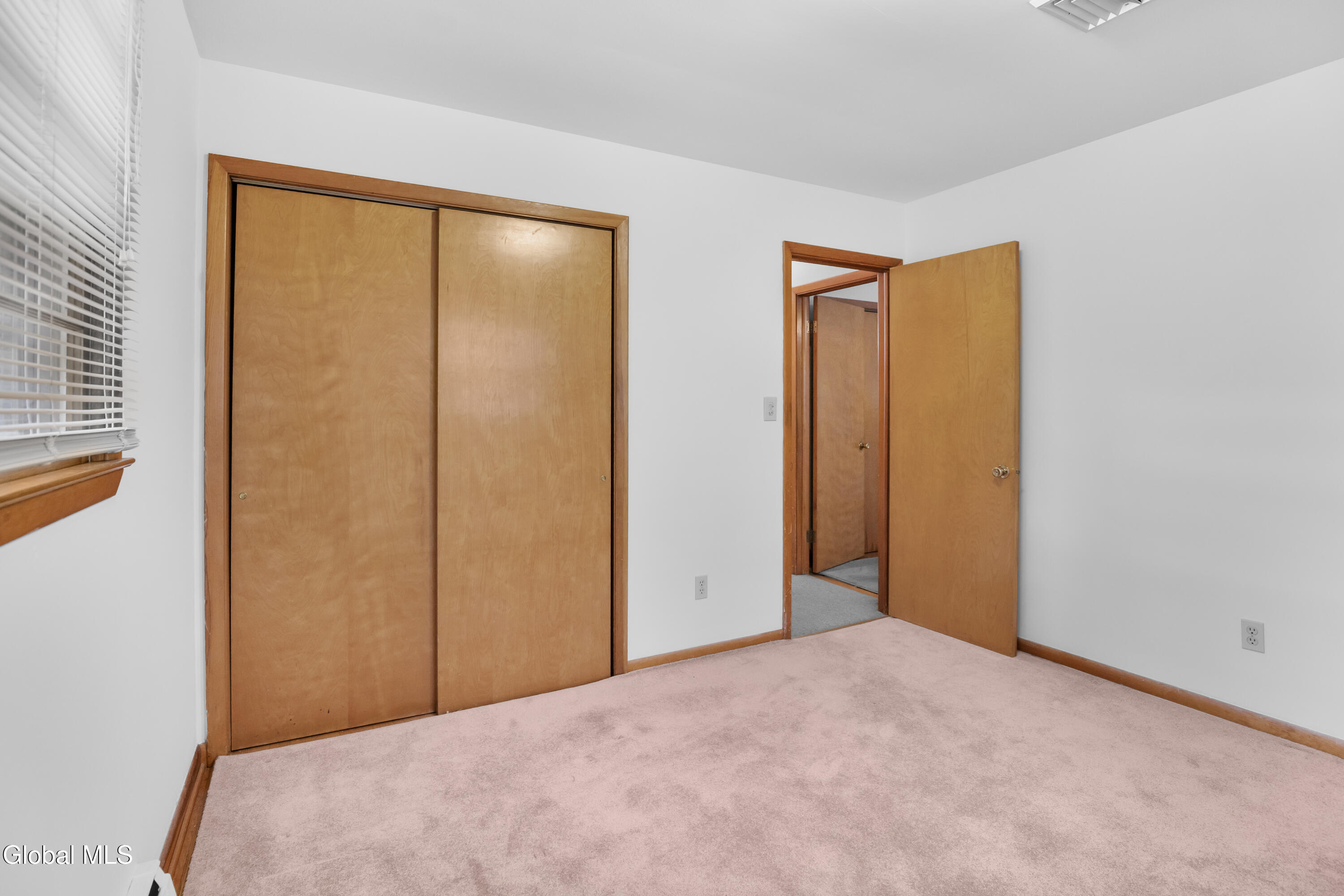 6 Deerwood Drive Colonie NY 12205