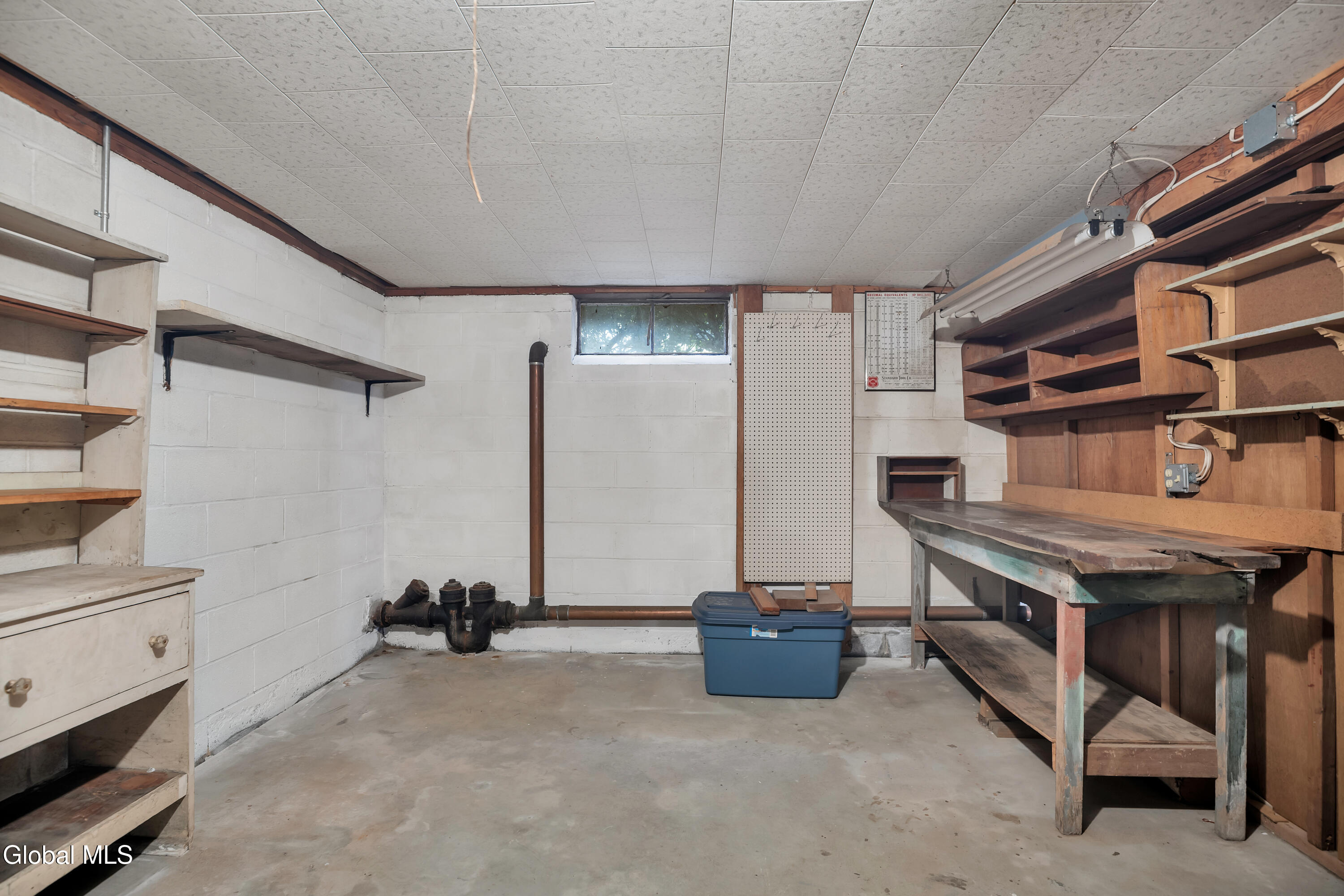 6 Deerwood Drive Colonie NY 12205
