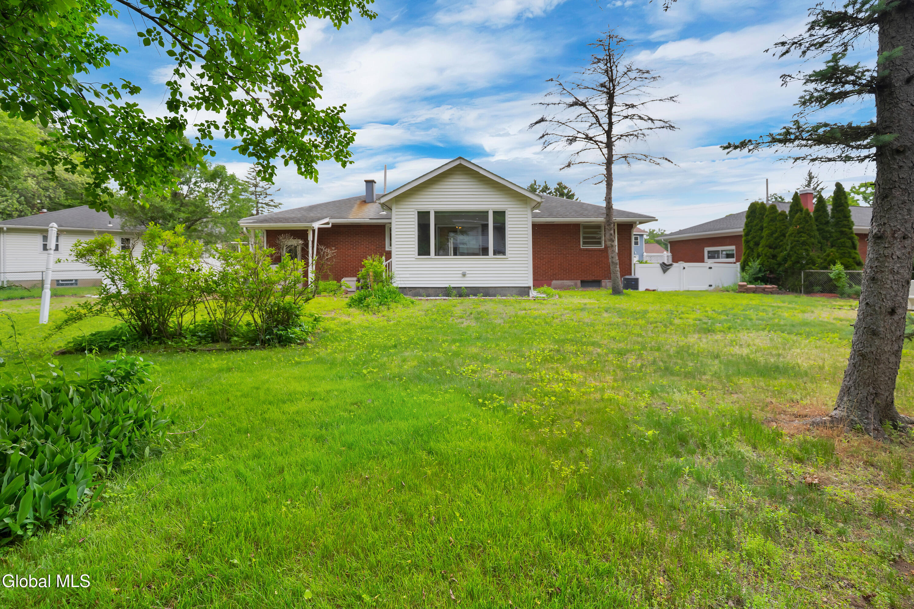 6 Deerwood Drive Colonie NY 12205