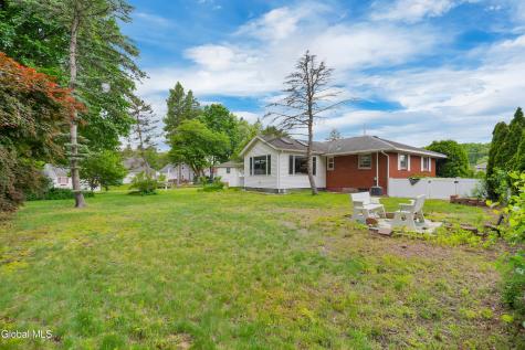 6 Deerwood Drive Colonie NY 12205