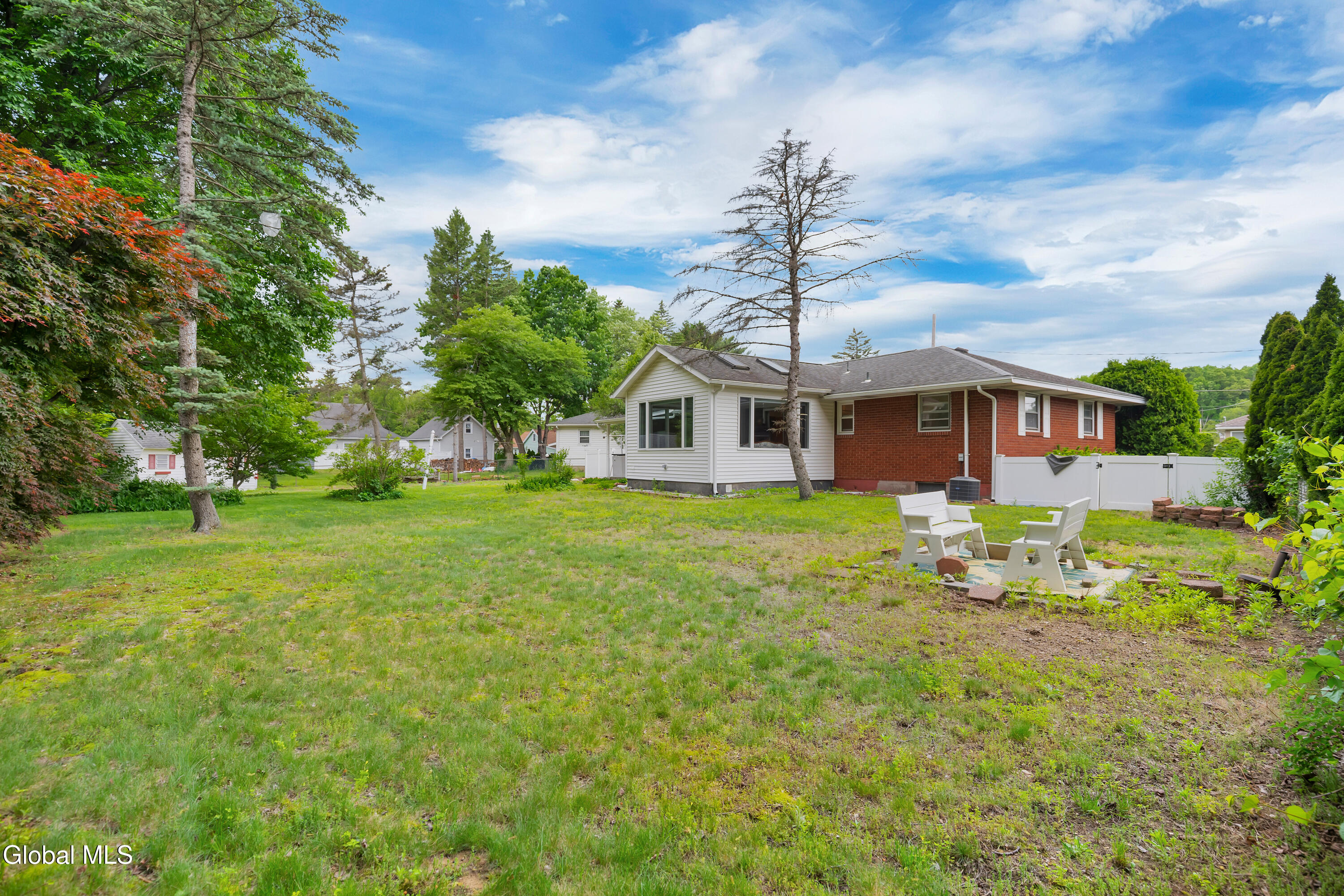6 Deerwood Drive Colonie NY 12205
