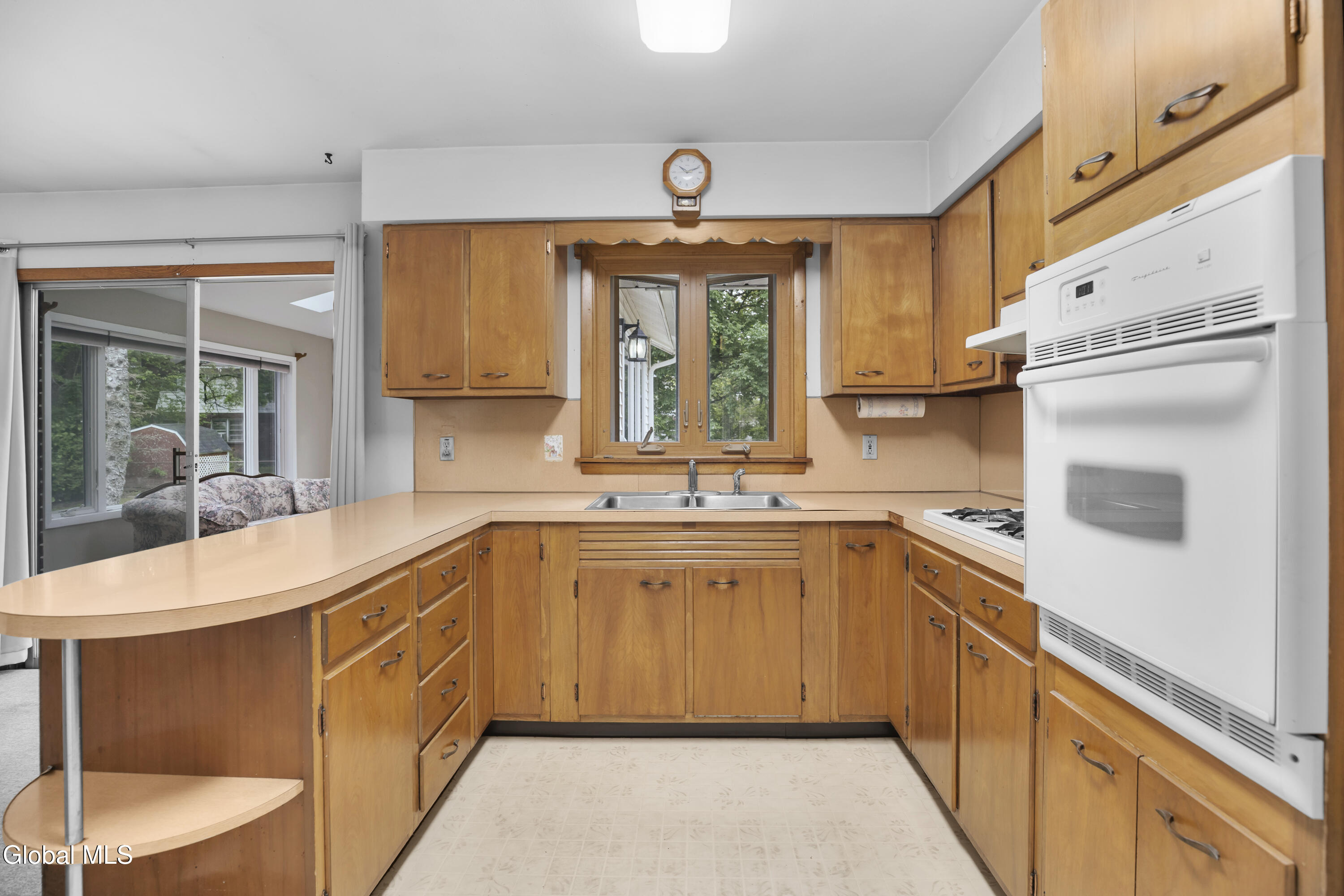 6 Deerwood Drive Colonie NY 12205