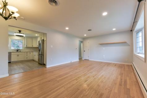 6 Marriner Avenue Colonie NY 12205