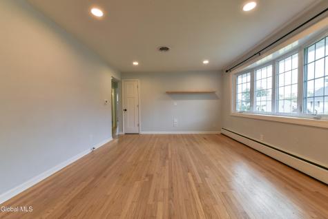 6 Marriner Avenue Colonie NY 12205