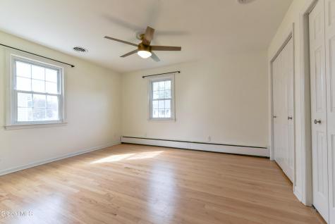 6 Marriner Avenue Colonie NY 12205