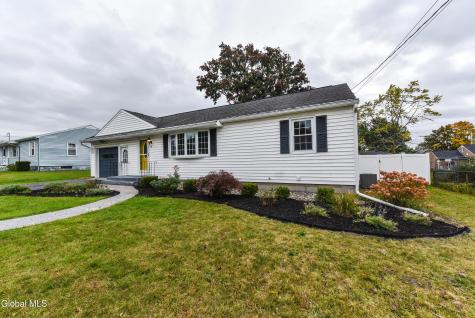 6 Marriner Avenue Colonie NY 12205