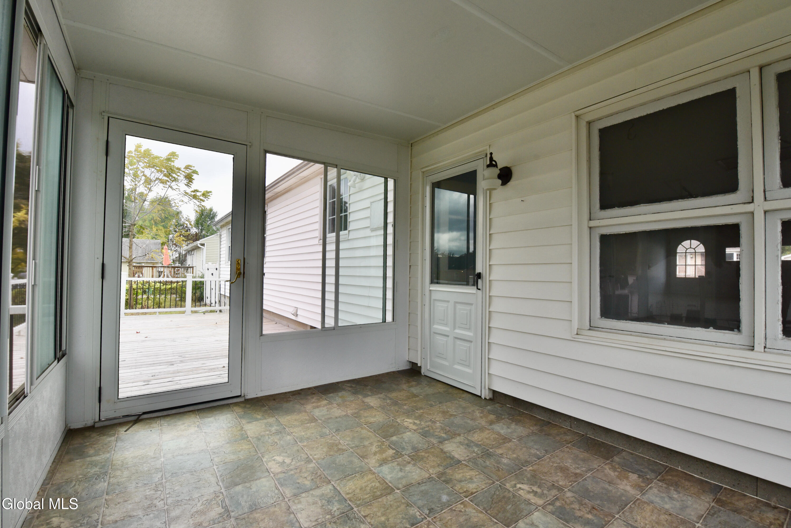 6 Marriner Avenue Colonie NY 12205