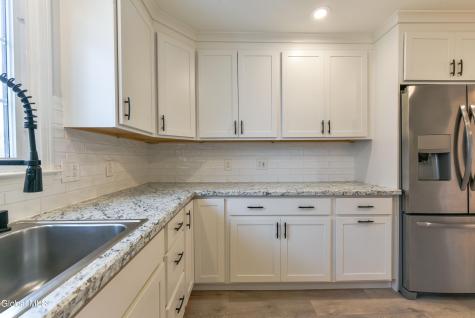 6 Marriner Avenue Colonie NY 12205