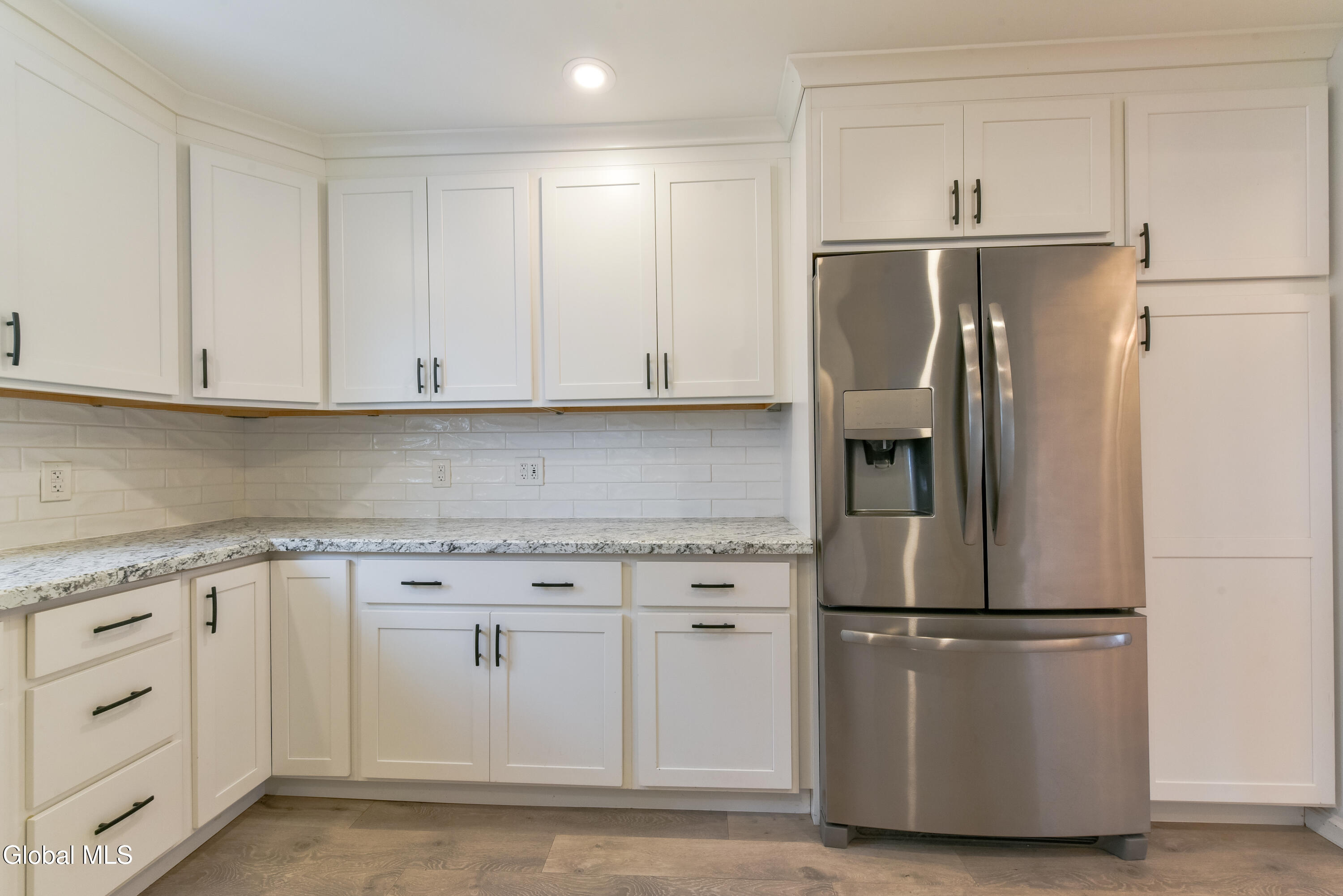 6 Marriner Avenue Colonie NY 12205