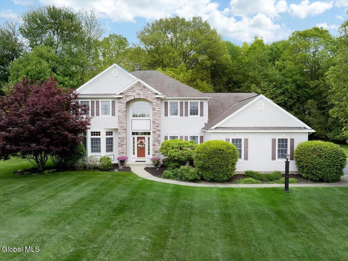 11 Brookhaven Lane East Greenbush NY 12061