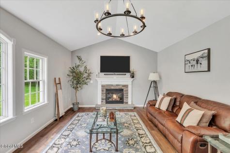 11 Brookhaven Lane East Greenbush NY 12061