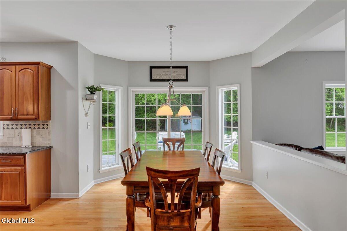 11 Brookhaven Lane East Greenbush NY 12061