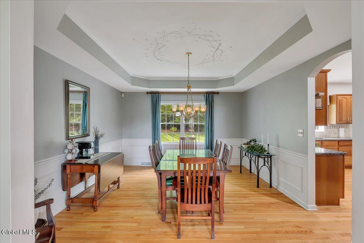 11 Brookhaven Lane East Greenbush NY 12061