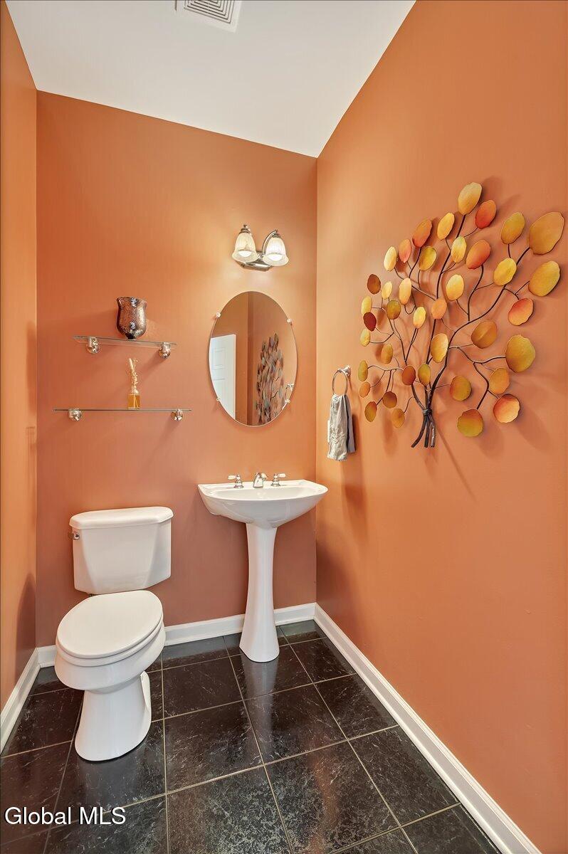 11 Brookhaven Lane East Greenbush NY 12061