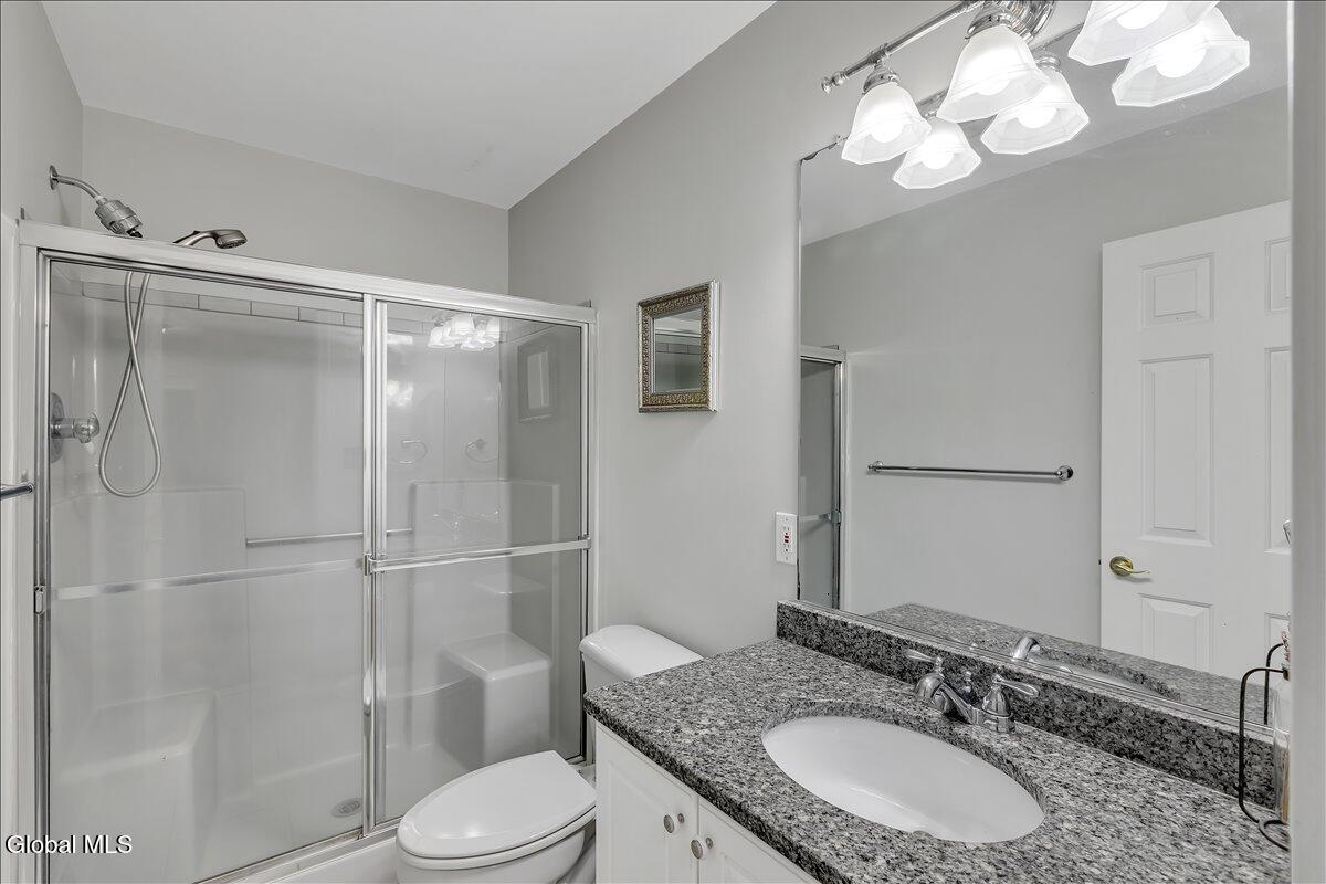 11 Brookhaven Lane East Greenbush NY 12061